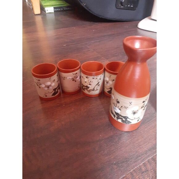 Ceramic Sake set Shikino Utsuwa - Picture 2 of 4